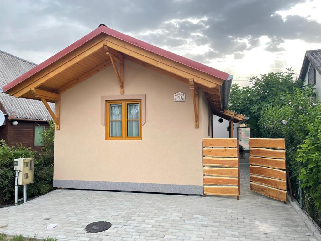 Ibolya Apartman Csisztapuszta Dış mekan fotoğraf