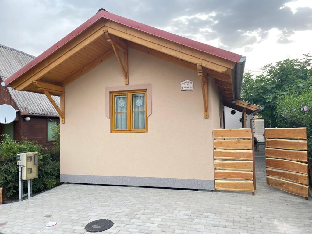 Ibolya Apartman Csisztapuszta Dış mekan fotoğraf