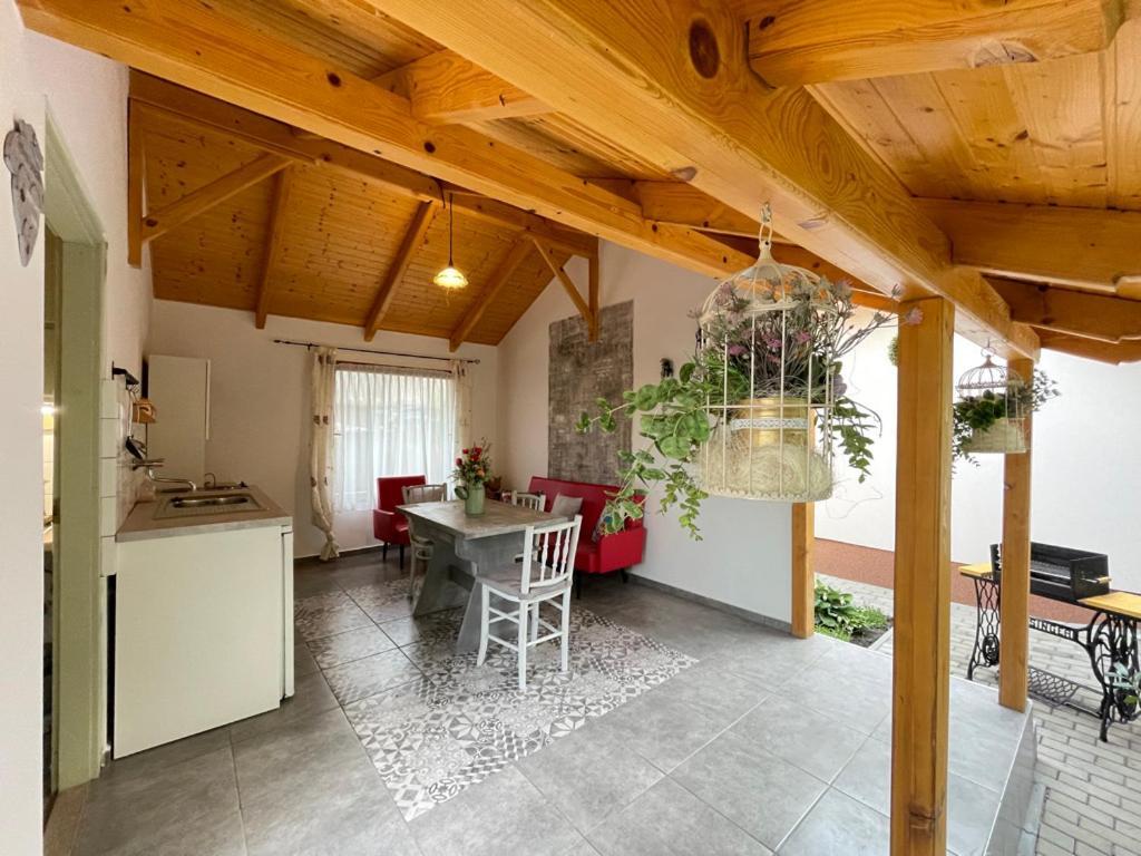Ibolya Apartman Csisztapuszta Dış mekan fotoğraf