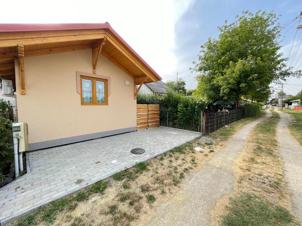 Ibolya Apartman Csisztapuszta Dış mekan fotoğraf
